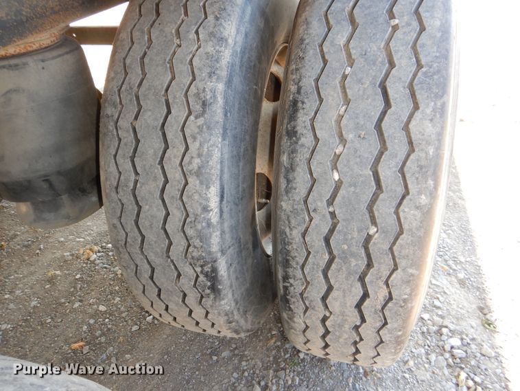 image for item DI2748 2007 Timpte Super Hopper double hopper bottom grain trailer