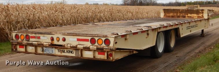 image for item EC9042 2008 Trail King TK70HT-432 drop deck equipment trailer