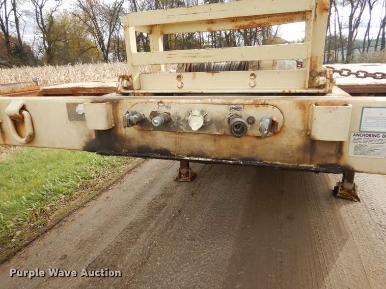 image for item EC9042 2008 Trail King TK70HT-432 drop deck equipment trailer