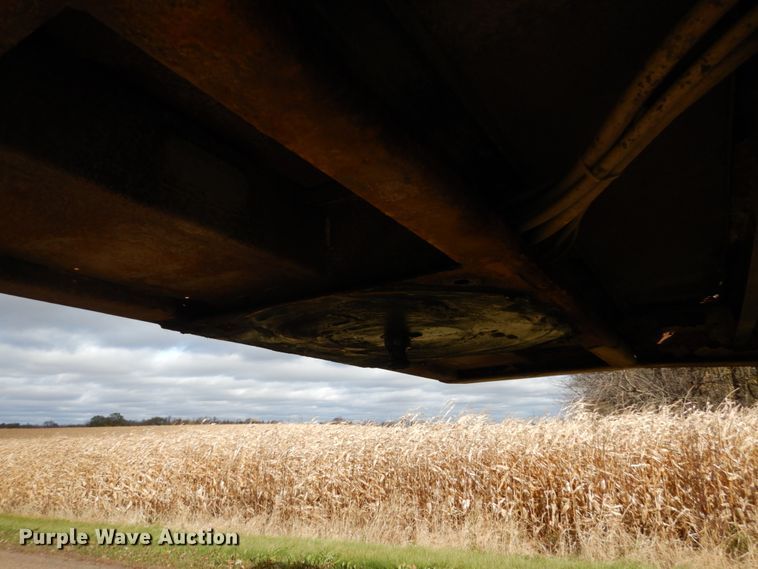 image for item EC9042 2008 Trail King TK70HT-432 drop deck equipment trailer