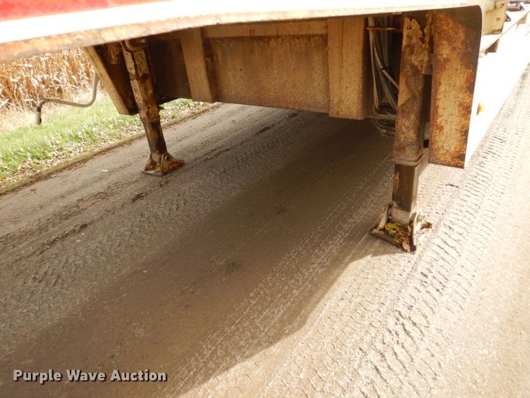 image for item EC9042 2008 Trail King TK70HT-432 drop deck equipment trailer