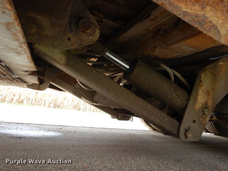 image for item EC9042 2008 Trail King TK70HT-432 drop deck equipment trailer