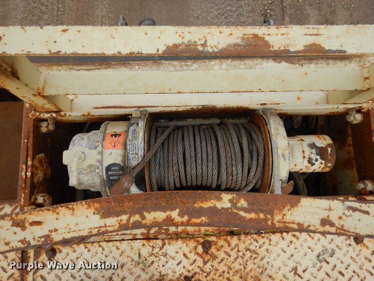 image for item EC9042 2008 Trail King TK70HT-432 drop deck equipment trailer