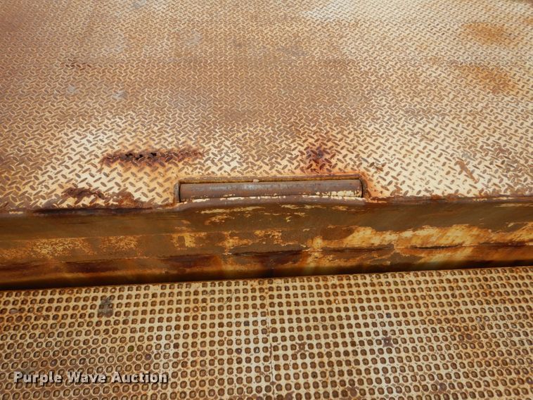 image for item EC9042 2008 Trail King TK70HT-432 drop deck equipment trailer