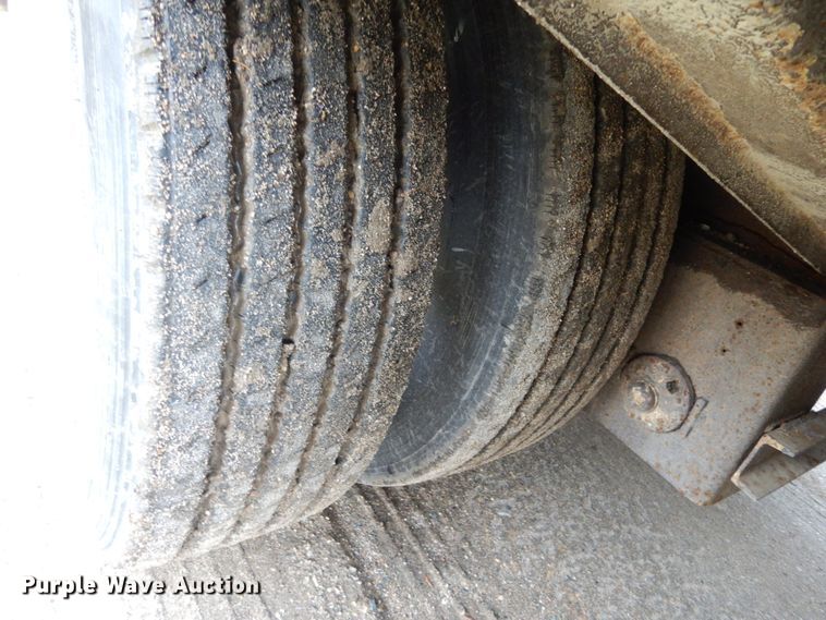 image for item EC9042 2008 Trail King TK70HT-432 drop deck equipment trailer