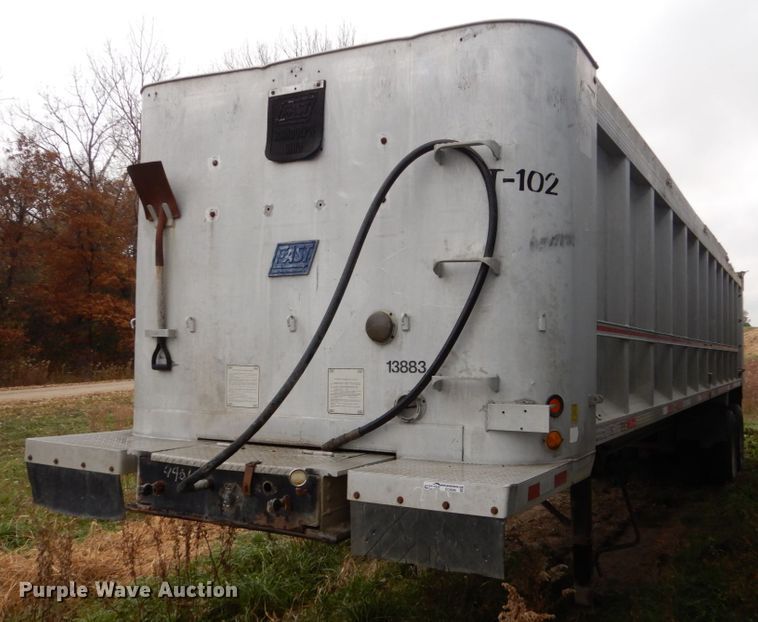 image for item EC9096 1993 East end dump trailer