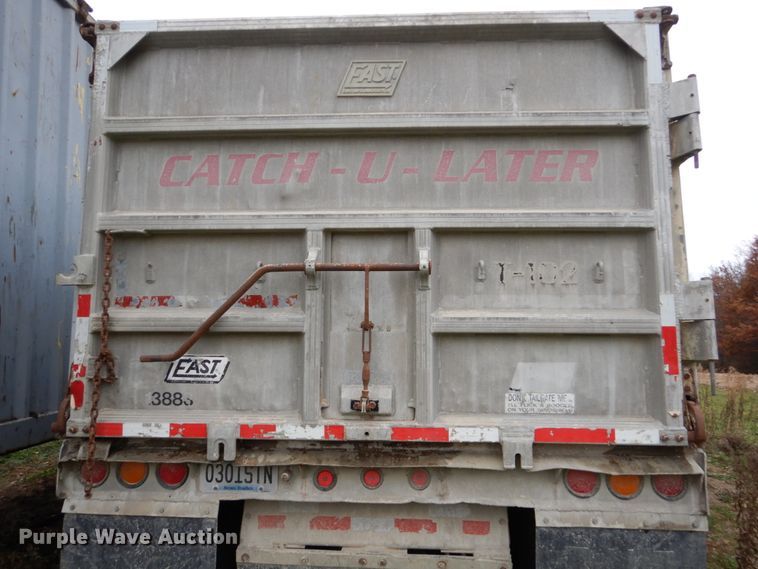 image for item EC9096 1993 East end dump trailer