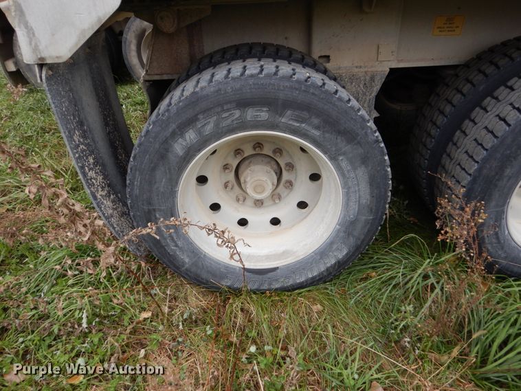 image for item EC9096 1993 East end dump trailer