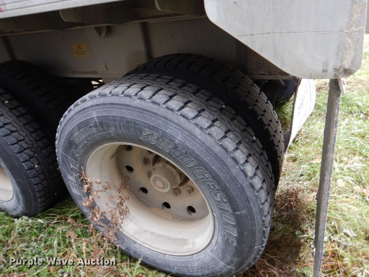 image for item EC9096 1993 East end dump trailer