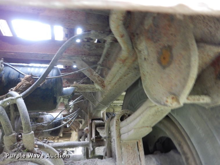 image for item EC9097 2000 Wilkens 48126SCG0TW live bottom trailer