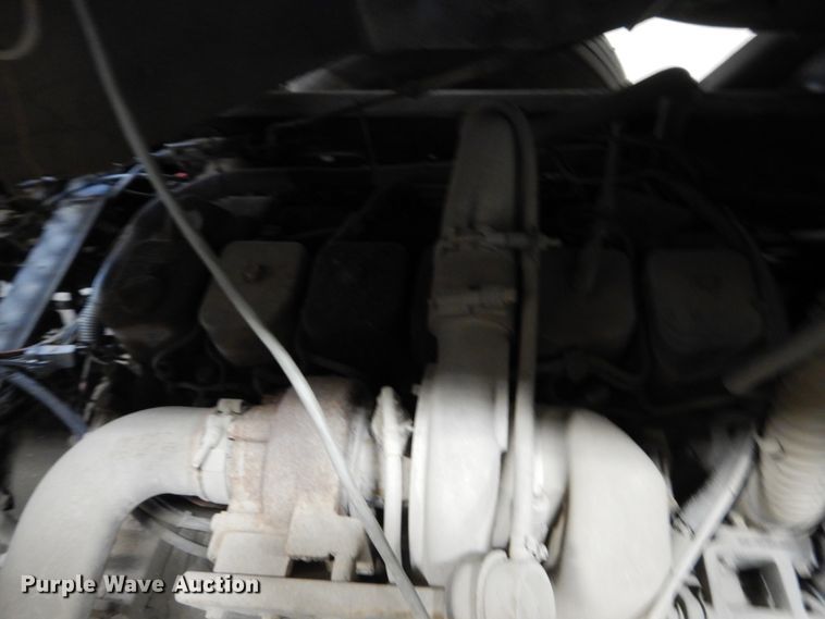 image for item EC9152 1997 Ottawa 30 yard truck