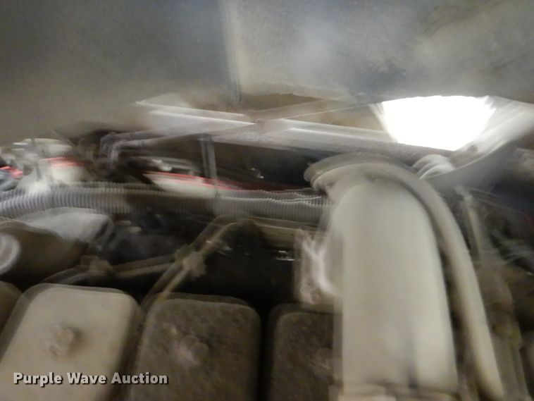 image for item EC9152 1997 Ottawa 30 yard truck