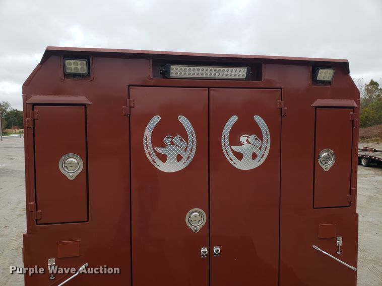 image for item ET9933 1999 Kenworth T600 utility truck