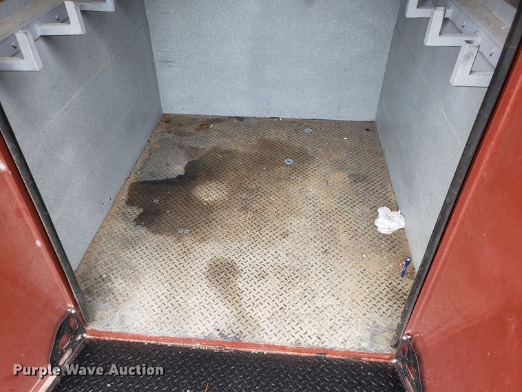 image for item ET9933 1999 Kenworth T600 utility truck