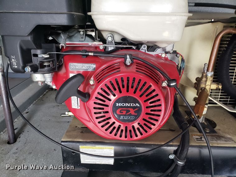 image for item ET9933 1999 Kenworth T600 utility truck