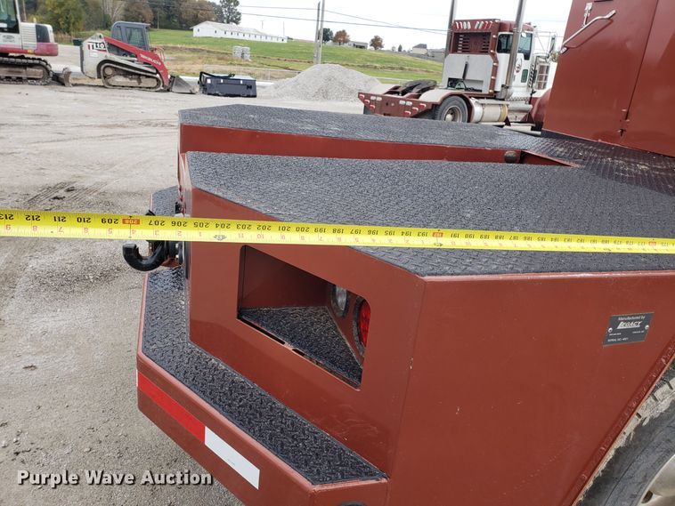 image for item ET9933 1999 Kenworth T600 utility truck