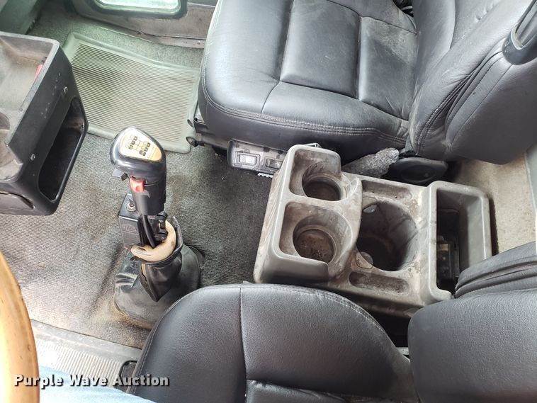 image for item ET9934 1999 Kenworth W900 semi truck