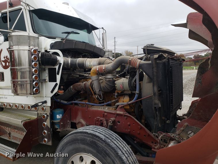 image for item ET9934 1999 Kenworth W900 semi truck