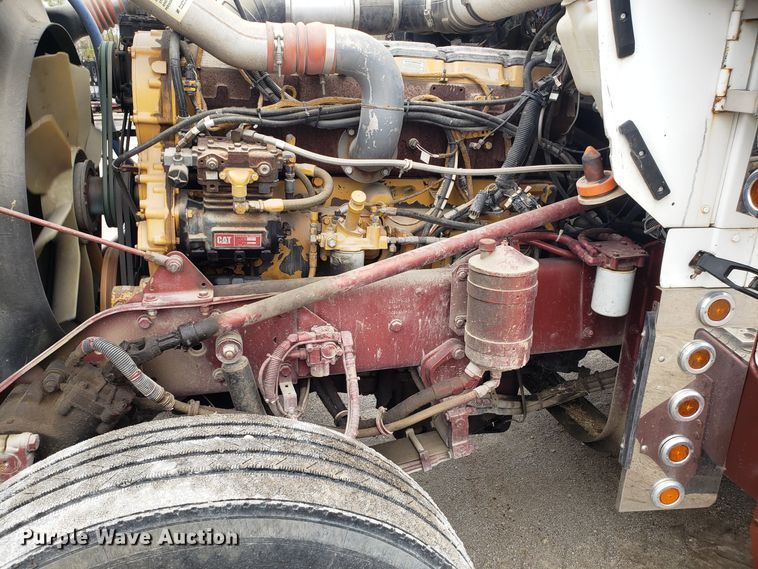 image for item ET9934 1999 Kenworth W900 semi truck