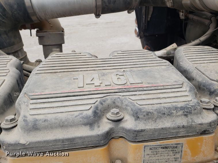 image for item ET9934 1999 Kenworth W900 semi truck