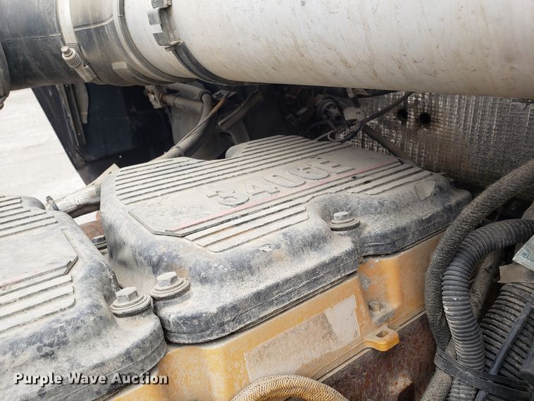 image for item ET9934 1999 Kenworth W900 semi truck