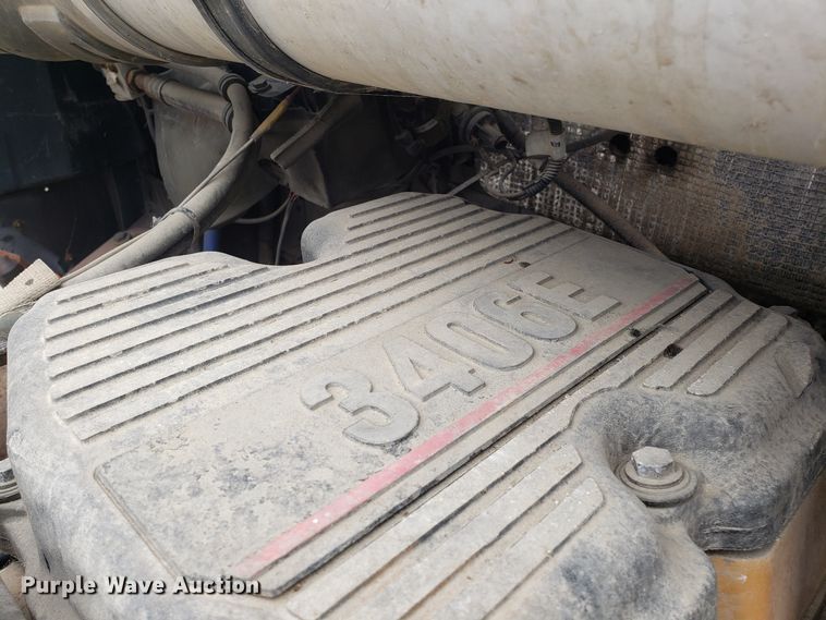 image for item ET9934 1999 Kenworth W900 semi truck