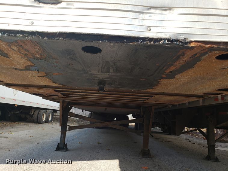 image for item ET9952 1998 Utility dry van trailer