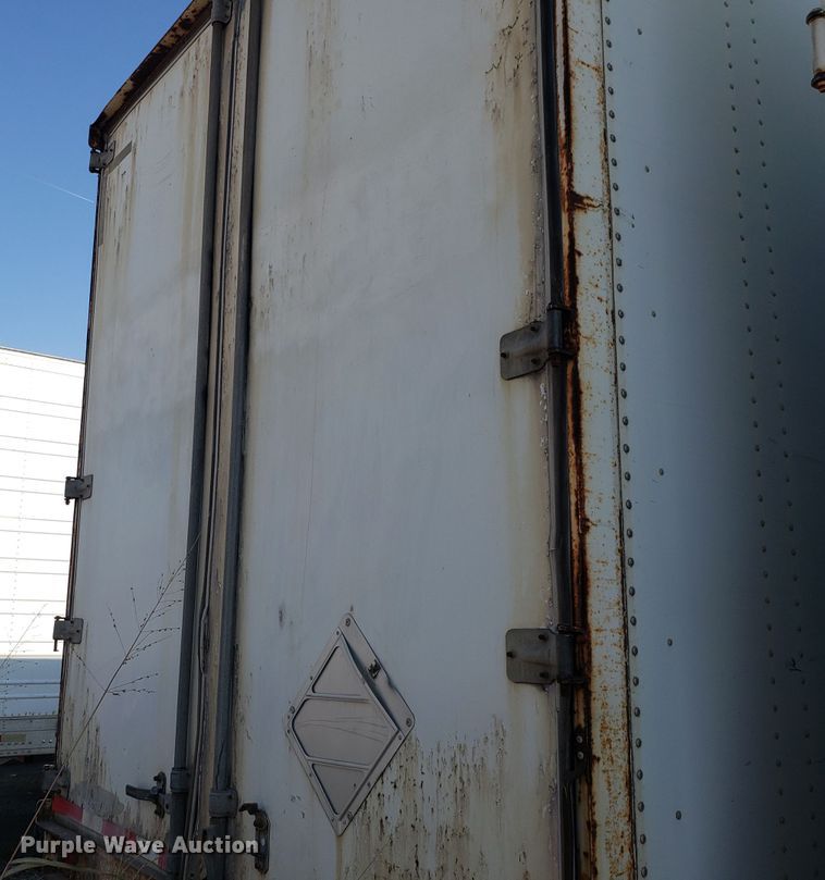 image for item ET9953 1996 Trailmobile dry van trailer