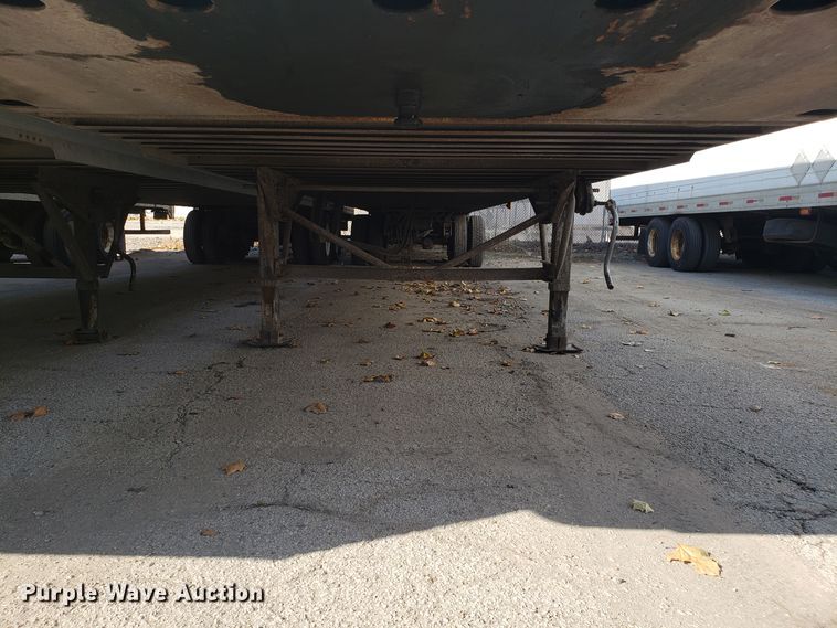 image for item ET9953 1996 Trailmobile dry van trailer