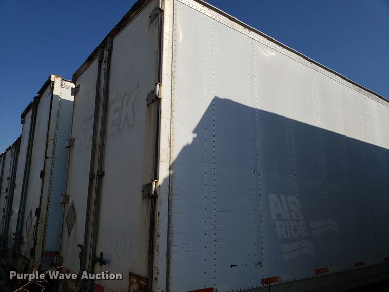 image for item ET9954 1997 Stoughton dry van trailer