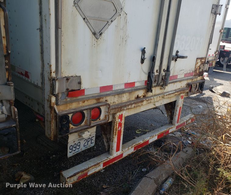 image for item ET9954 1997 Stoughton dry van trailer