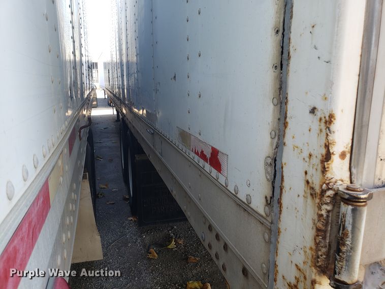 image for item ET9954 1997 Stoughton dry van trailer