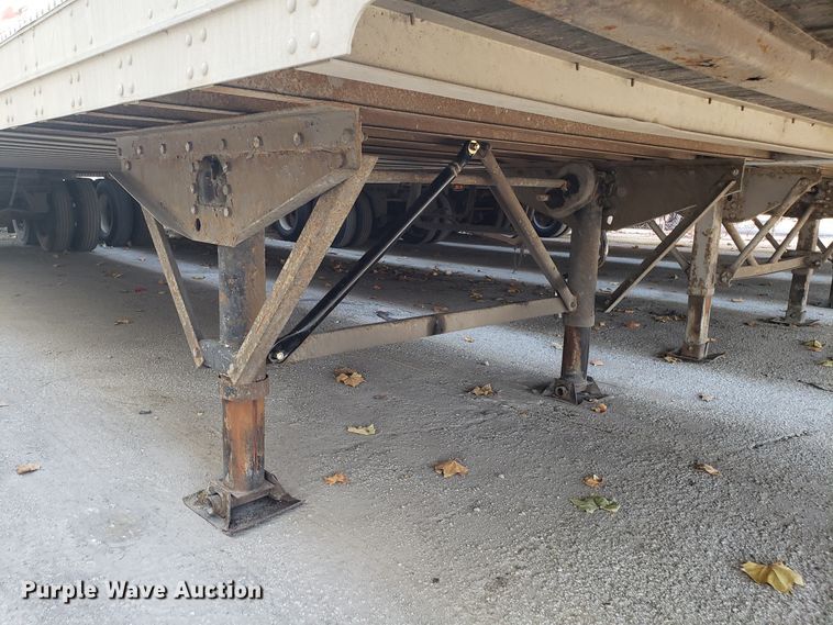 image for item ET9954 1997 Stoughton dry van trailer