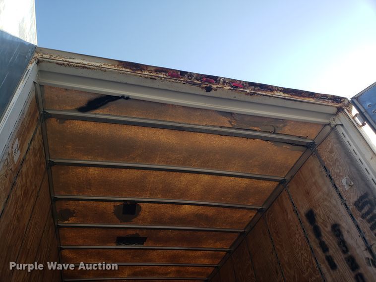 image for item ET9954 1997 Stoughton dry van trailer