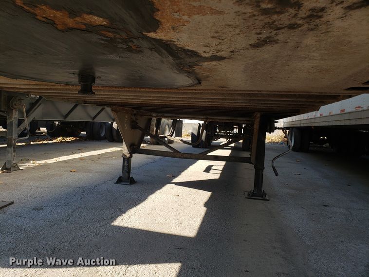 image for item ET9955 1989 Trailmobile dry van trailer