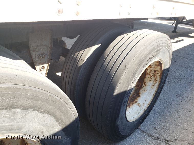 image for item ET9955 1989 Trailmobile dry van trailer