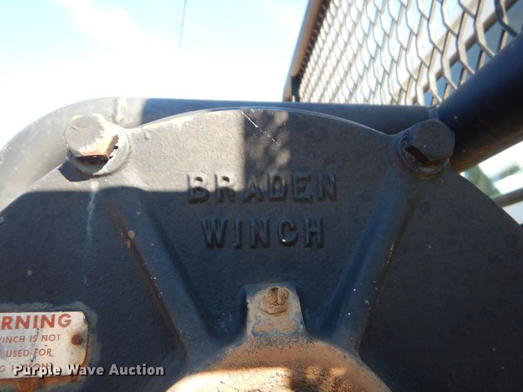 image for item FA9846 2004 Mack CH613 semi truck