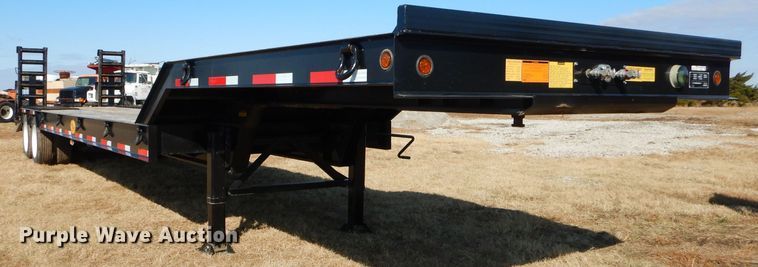 image for item FA9847 2019 Viking VFD46R16F35T drop deck equipment trailer