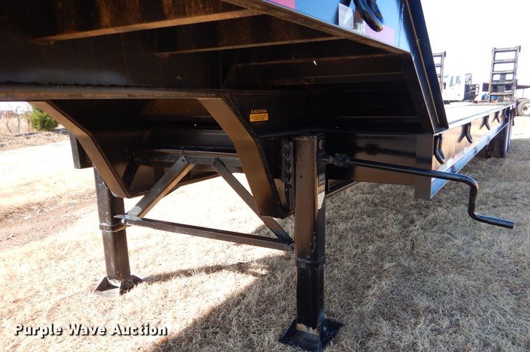 image for item FA9847 2019 Viking VFD46R16F35T drop deck equipment trailer