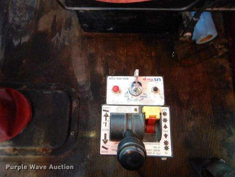 image for item FA9851 2001 Peterbilt 378 semi truck