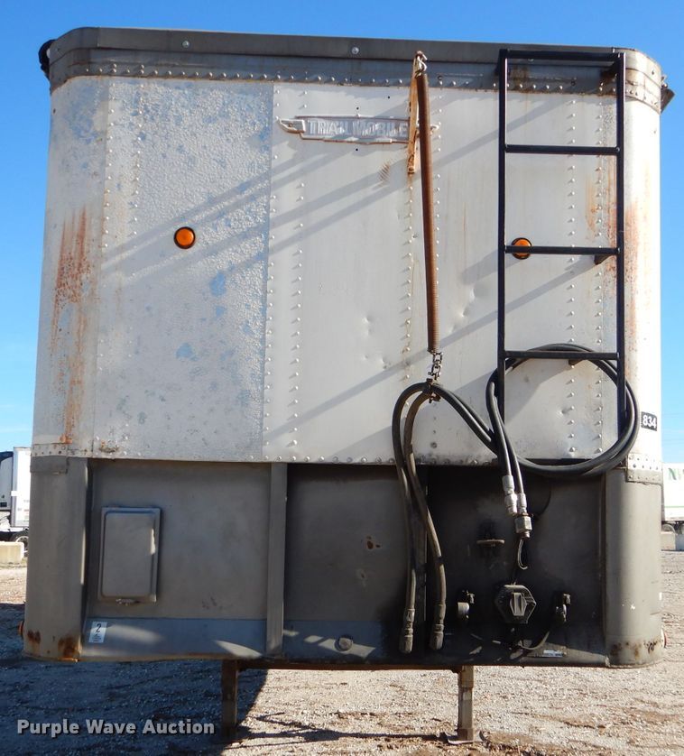 image for item FA9902 1996 Trailmobile commodity trailer