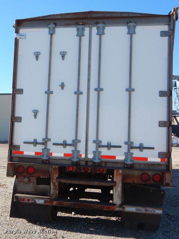 image for item FA9902 1996 Trailmobile commodity trailer