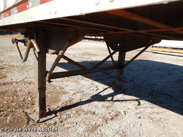 image for item FA9902 1996 Trailmobile commodity trailer