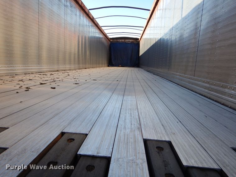 image for item FA9902 1996 Trailmobile commodity trailer