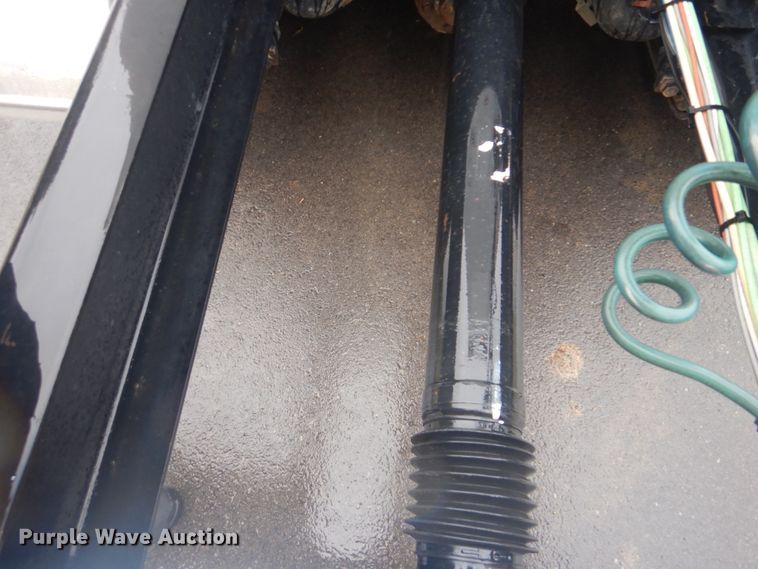 image for item FF9047 2007 International 9200i semi truck