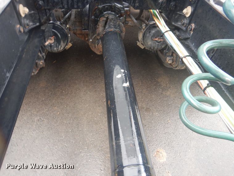 image for item FF9047 2007 International 9200i semi truck