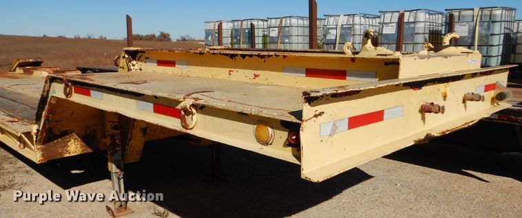 image for item FG9863 1980 Hercules equipment trailer