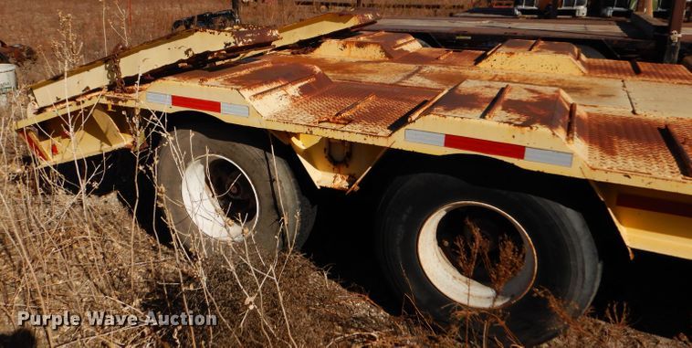 image for item FG9863 1980 Hercules equipment trailer