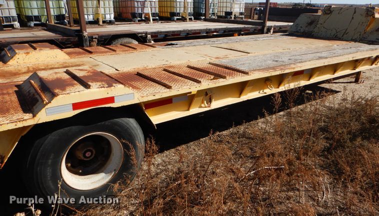 image for item FG9863 1980 Hercules equipment trailer