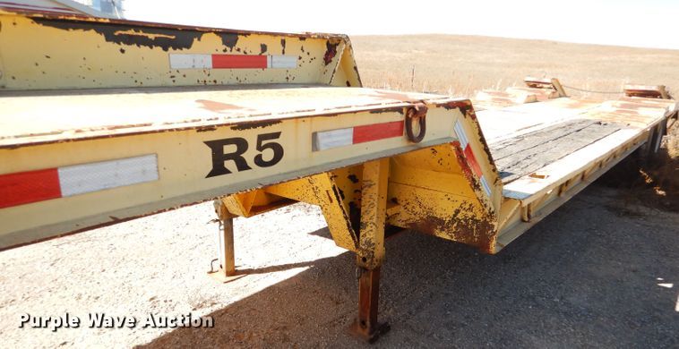 image for item FG9863 1980 Hercules equipment trailer